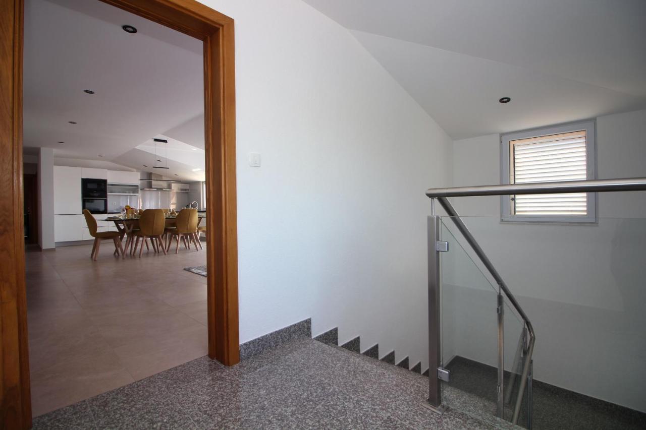 Grande Rosa Apartamento Vrulje  Exterior foto